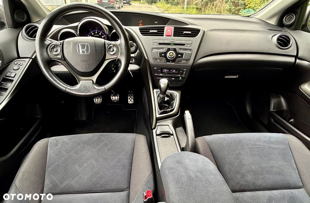 Honda Civic 1.4 i-VTEC Comfort - 17