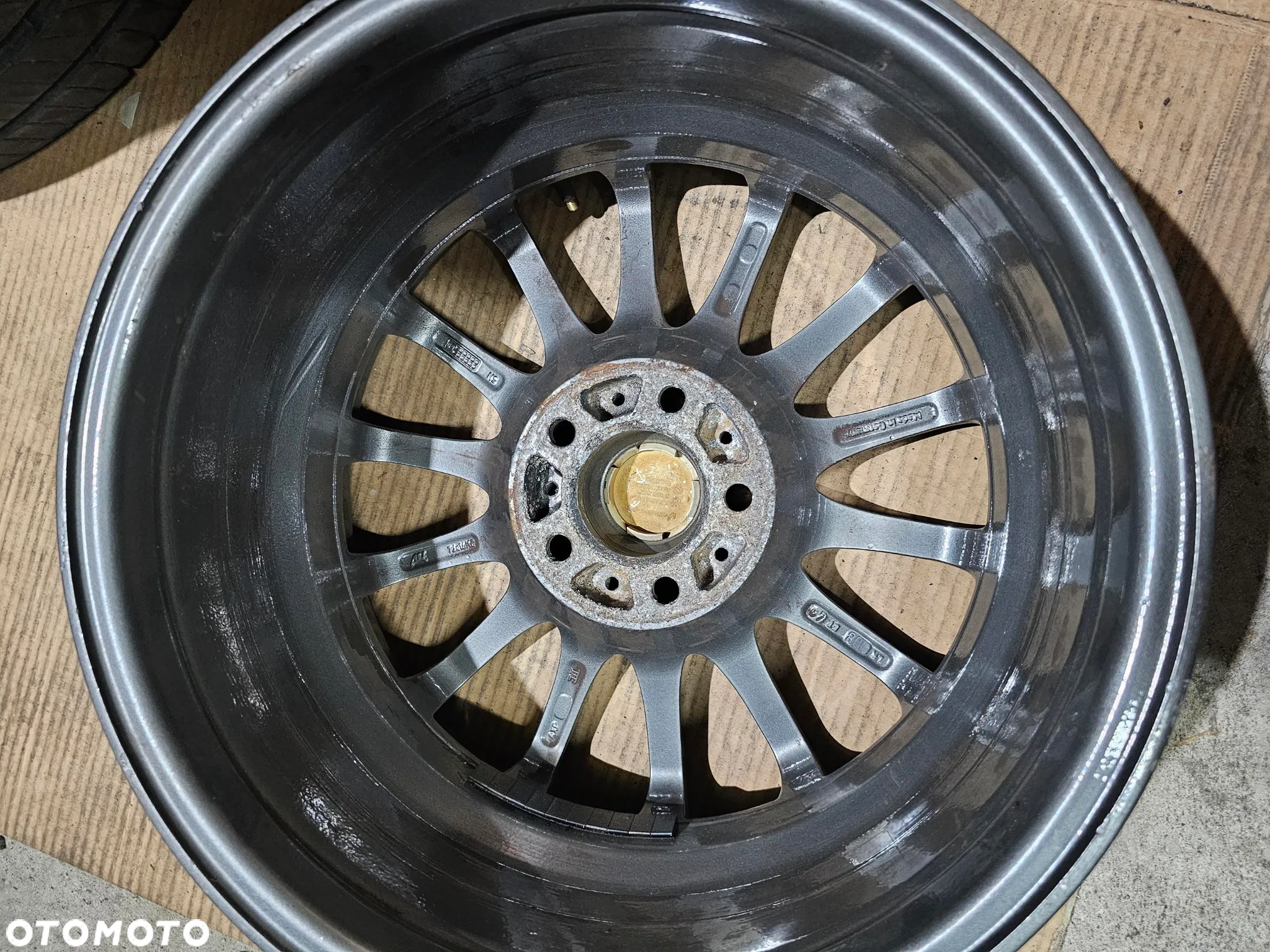 Felgi Aluminiowe 7,0-16 5x108x70,1 ET-43 AEZ A032 - 5