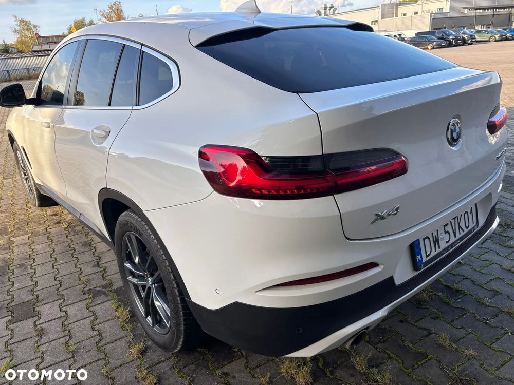 BMW X4 - 10