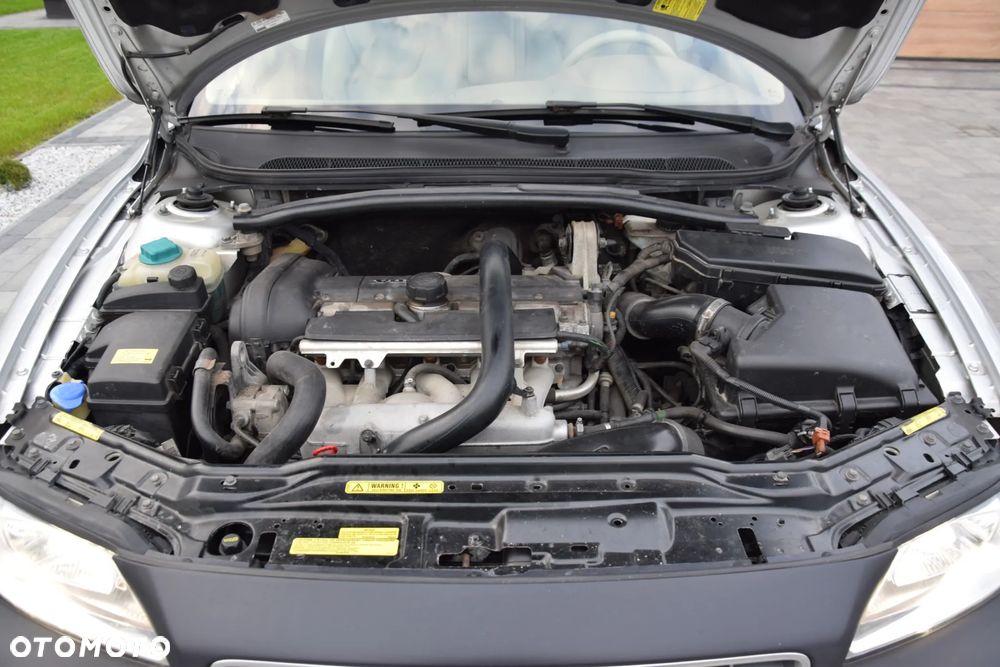 Volvo V70 2.5T AWD Summum - 17