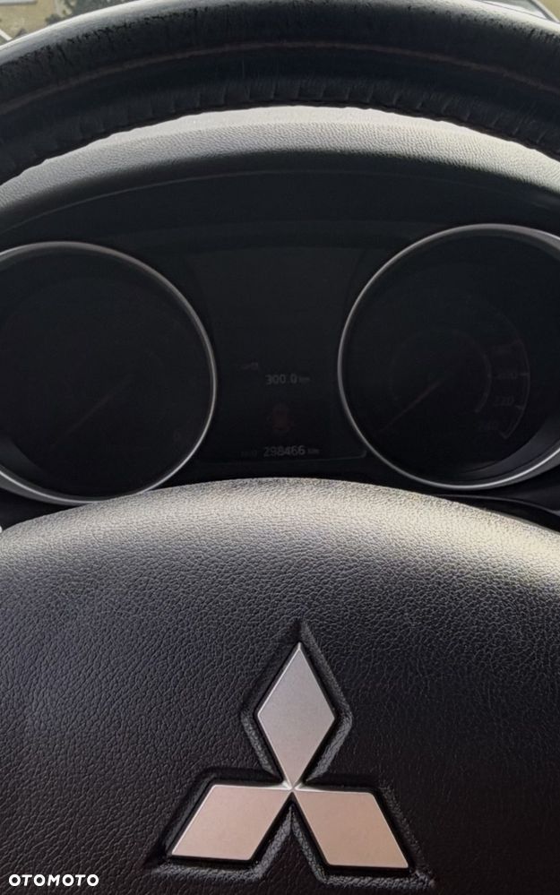 Mitsubishi ASX - 12