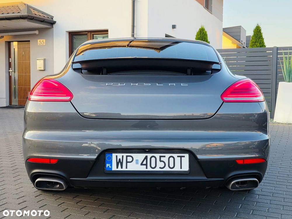 Porsche Panamera Diesel - 11