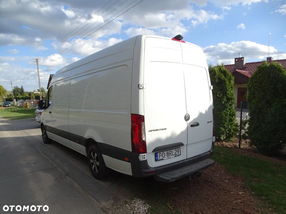 Mercedes-Benz Sprinter - 4