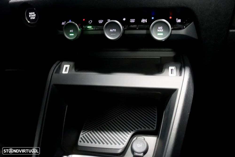 Citroën e-C4 X 50 kWh Shine - 32