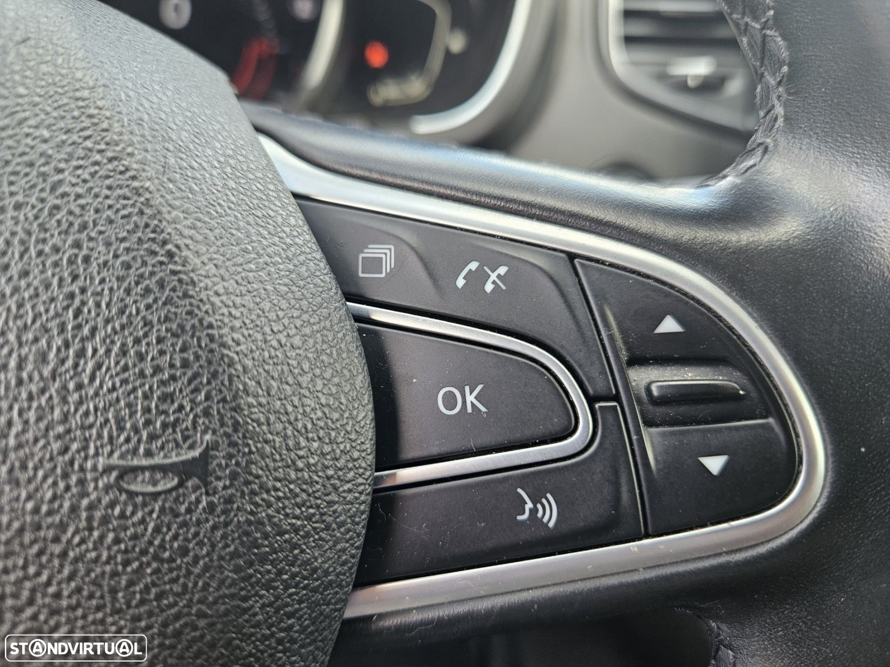 Renault Grand Scénic 1.5 dCi Bose Edition EDC SS - 40