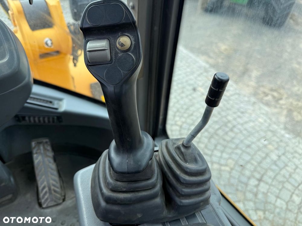 Volvo L40B-TP, 6400h - 23