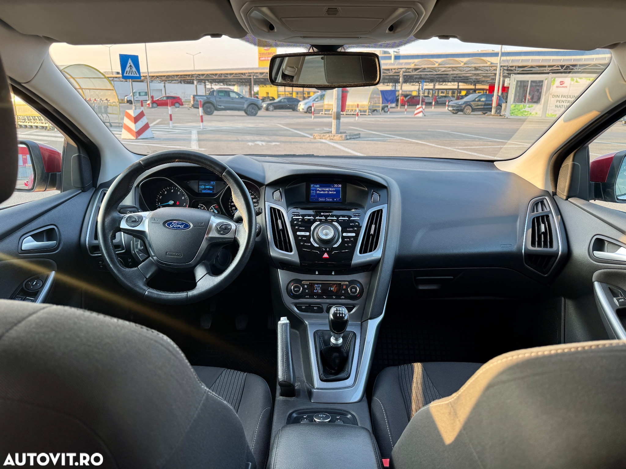 Ford Focus 1.0 EcoBoost Start Stop Titanium - 31