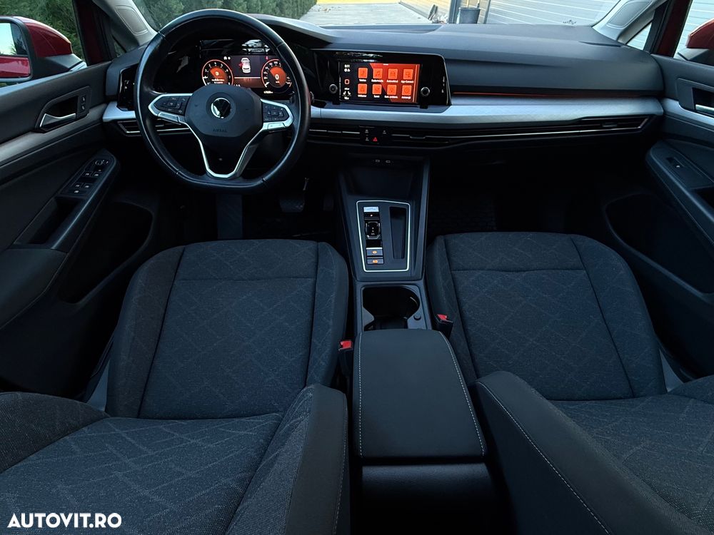 Volkswagen Golf 1.0 eTSI DSG MHEV Life - 23