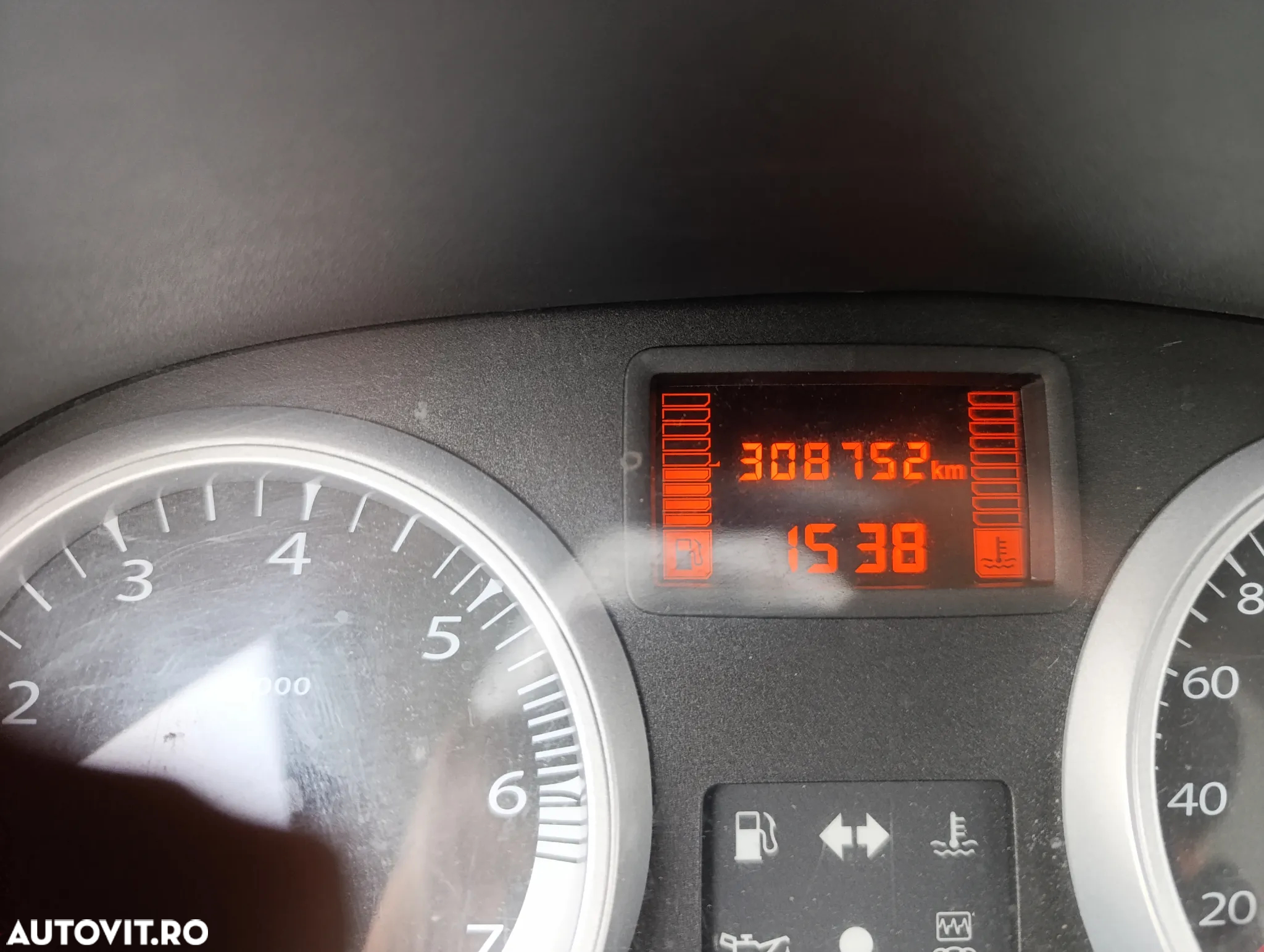 Dacia Duster 1.5 dCi 4x4 Laureate - 5