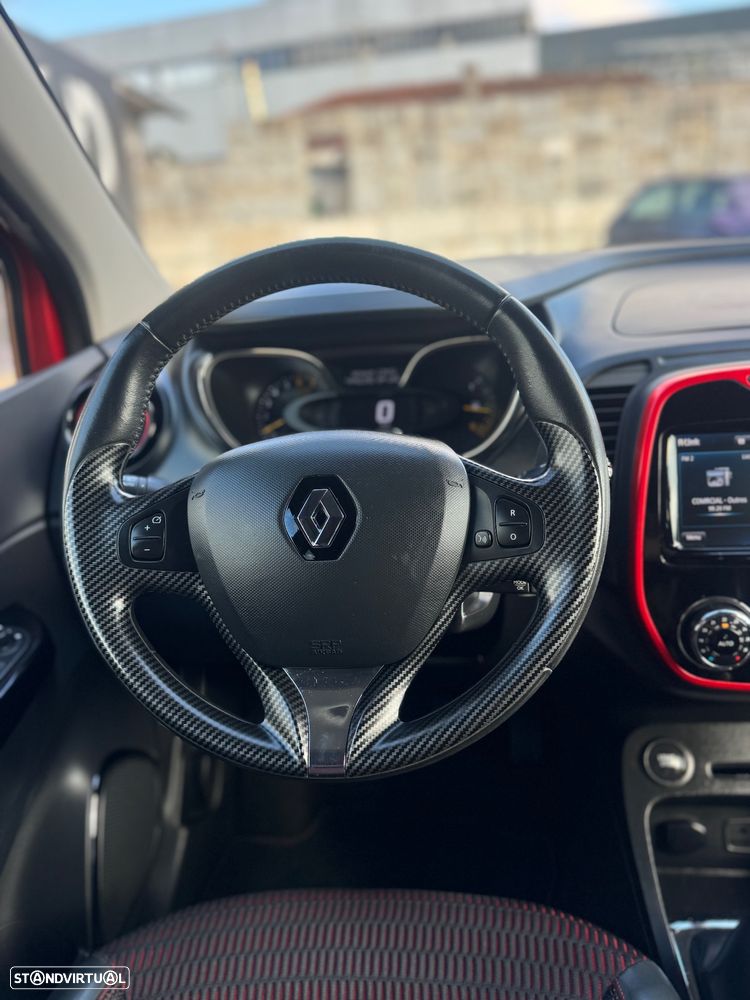 Renault Captur 0.9 TCE Helly Hansen - 20