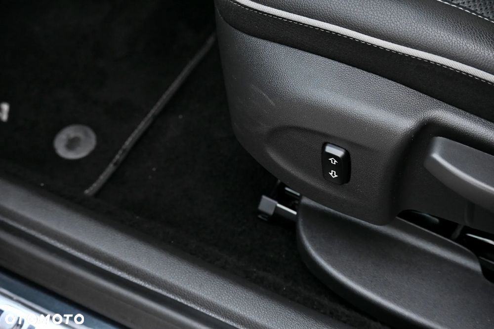 Opel Astra 1.4 Turbo Start/Stop Automatik Innovation - 35