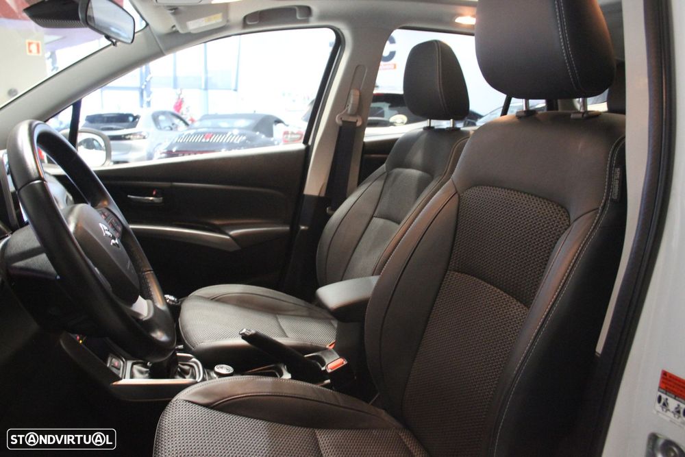 Suzuki S-Cross 1.4T S2 4WD Mild Hybrid - 8