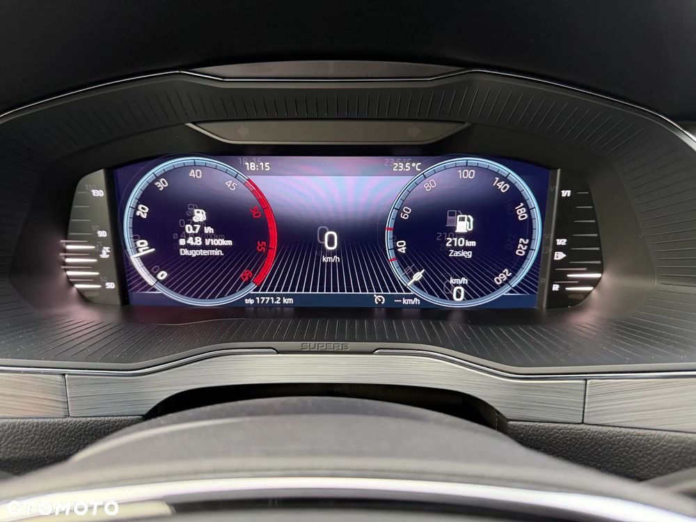 Skoda Superb 2.0 TDI SCR Ambition - 15