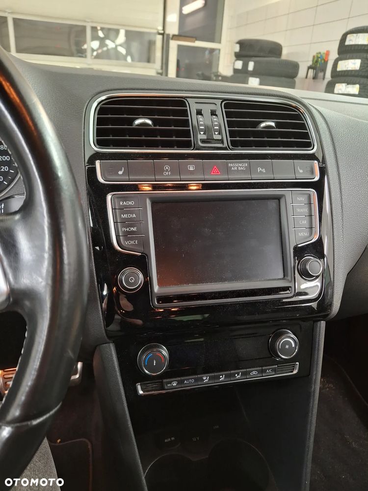 Volkswagen Polo - 16