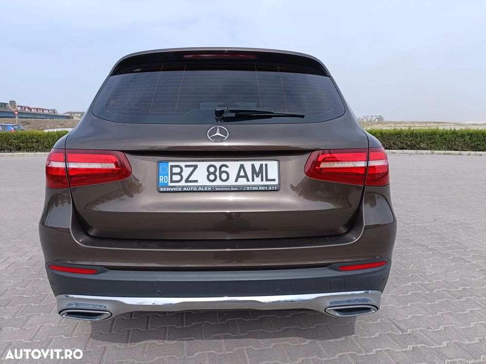 Mercedes-Benz GLC - 9