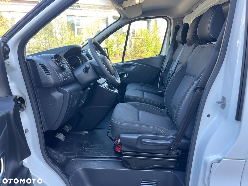 Renault Trafic - 11