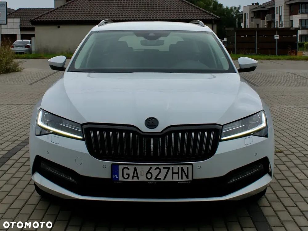 Skoda Superb 2.0 TSI Ambition DSG - 2