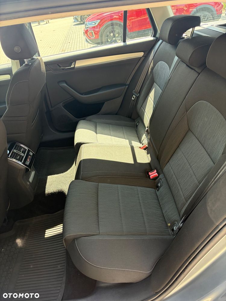 Skoda Superb 1.5 TSI ACT Ambition DSG - 13