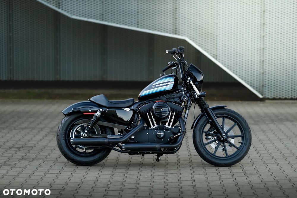 Harley-Davidson Sportster Iron 1200 - 30