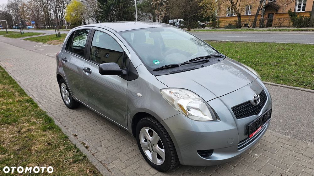 Toyota Yaris 1.0 VVT-i Luna - 4