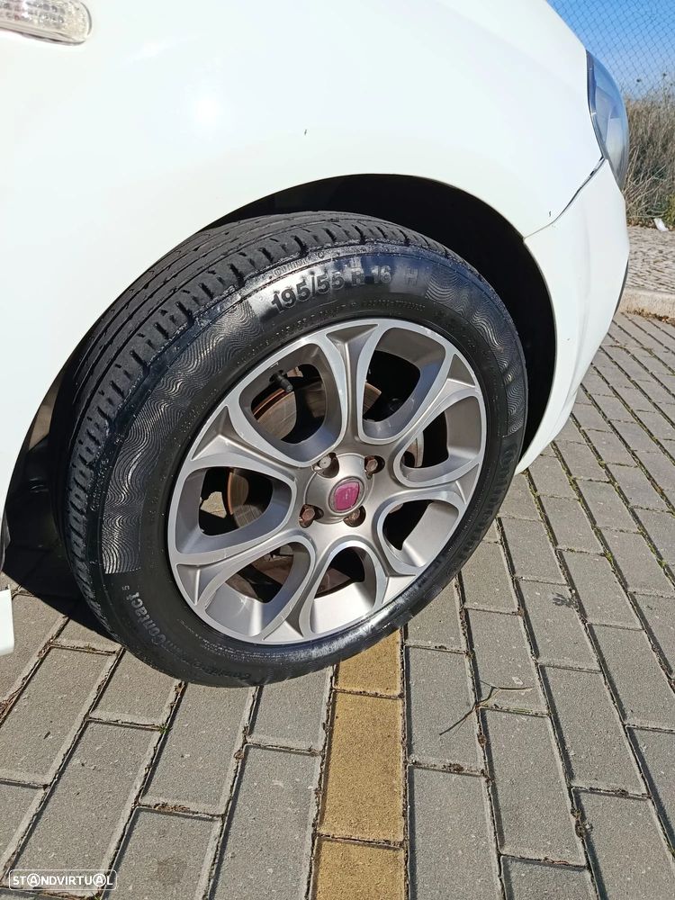 Fiat Punto Evo 1.4 M-Air Racing - 17