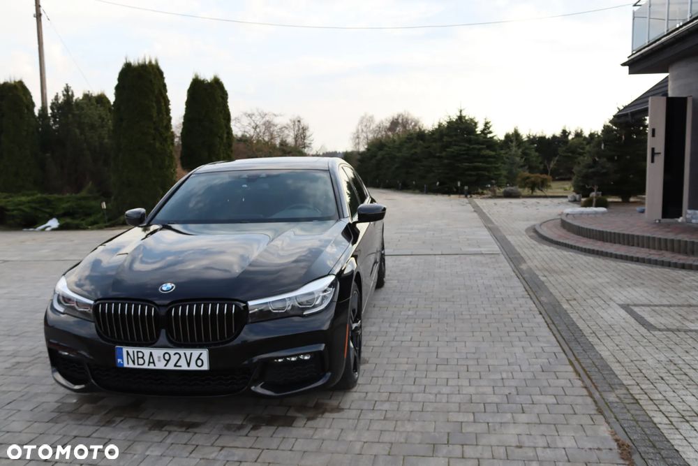 BMW Seria 7 740Li - 4