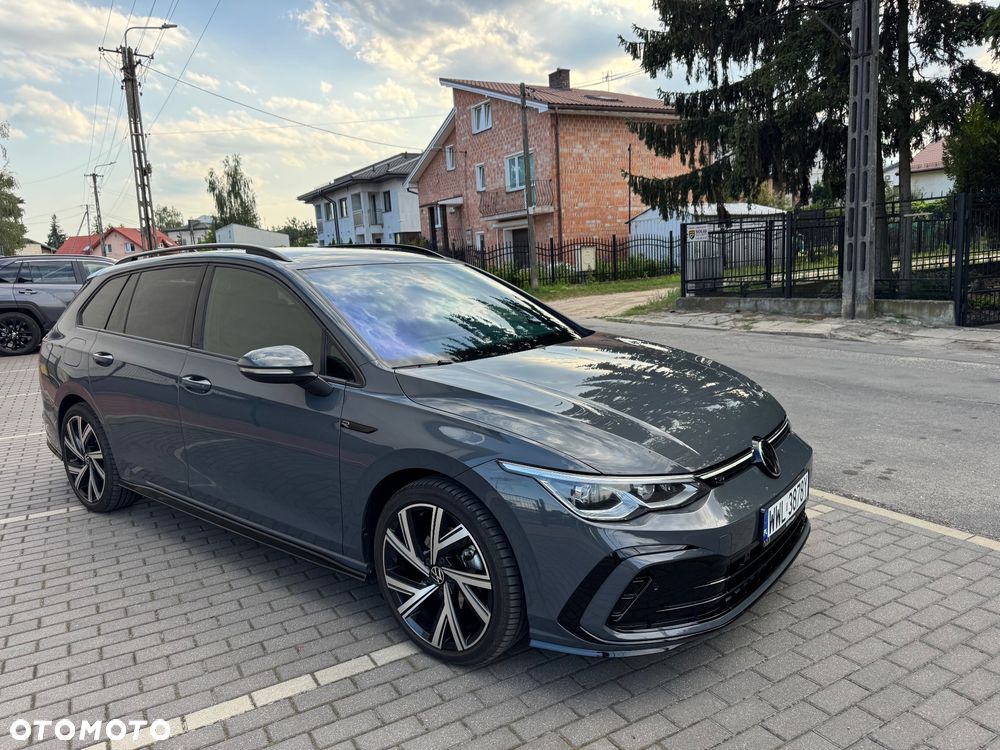 Volkswagen Golf 1.5 eTSI OPF DSG R-Line - 3