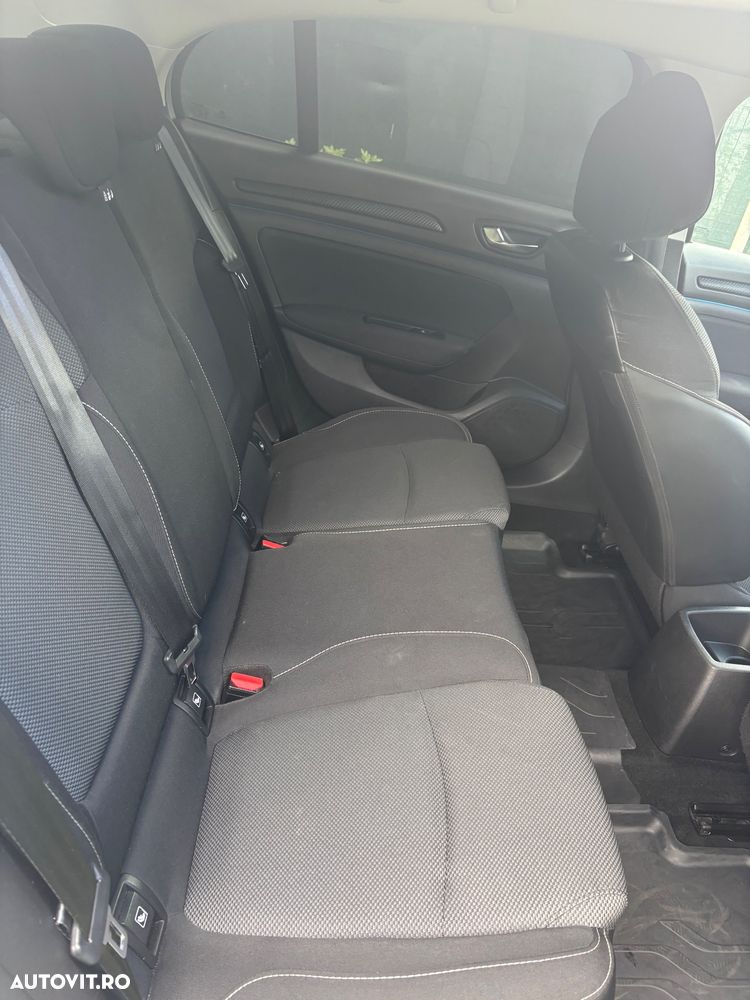 Renault Megane TCE 140 GPF Intens - 12