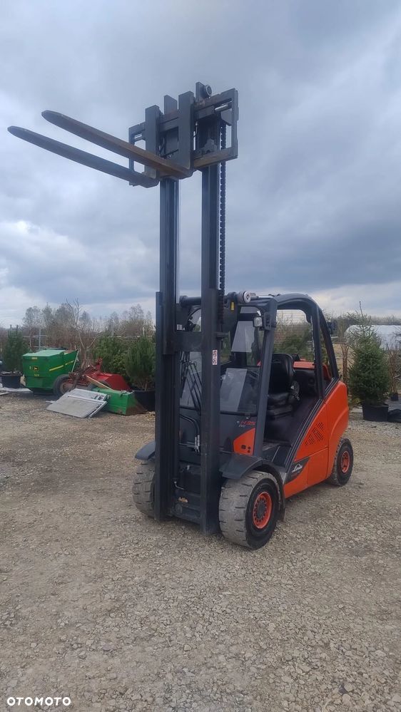 Linde H35T-02 seria 393 - 4