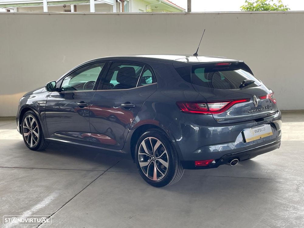 Renault Mégane ENERGY dCi 110 Start & Stop Bose Edition - 3