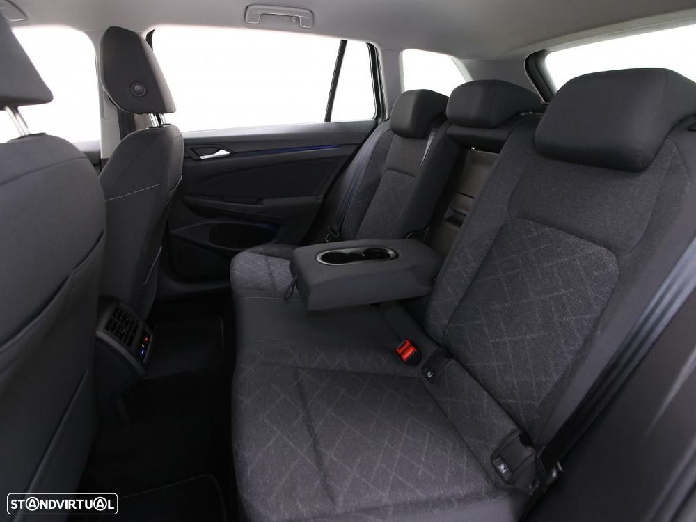 VW Golf Variant 2.0 TDi Life DSG - 8