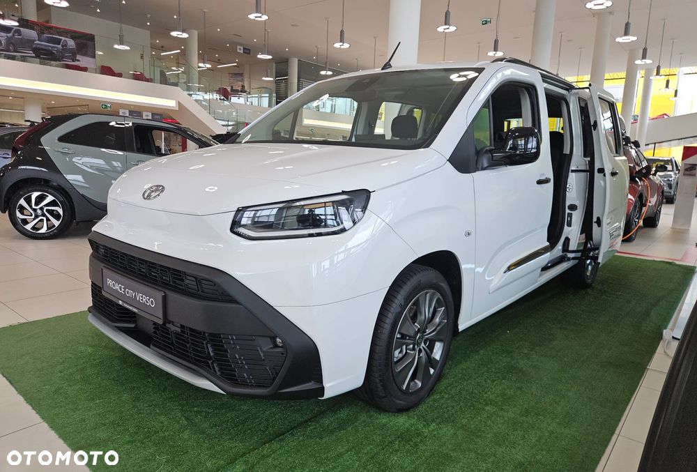 Toyota Proace City Verso 1.5 D-4D Family - 3