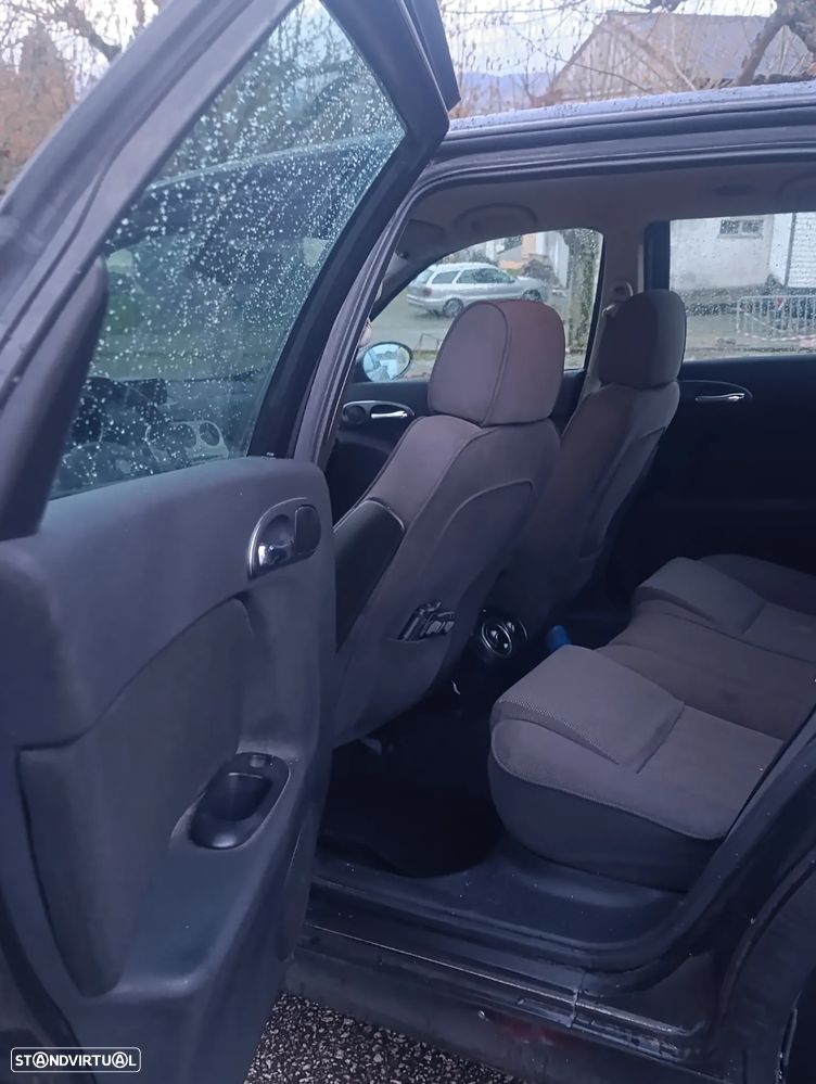 Alfa Romeo 156 1.9 JTD 16V Progression - 6