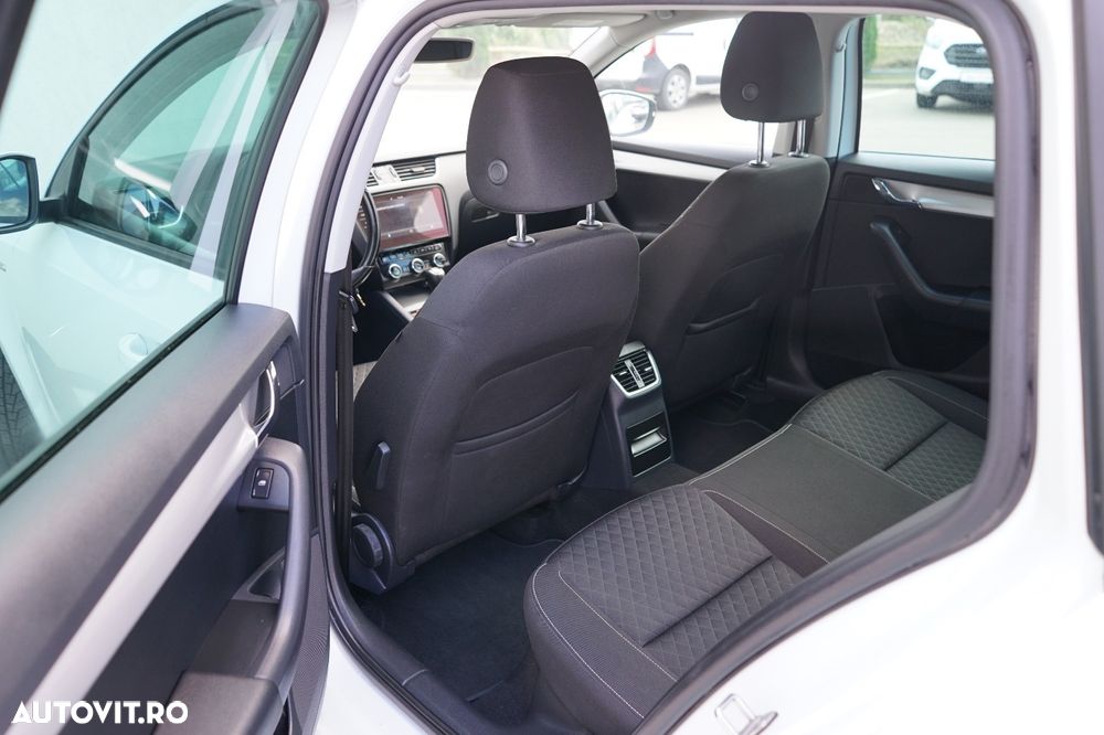 Skoda Octavia 2.0 TDI DSG Ambition - 14