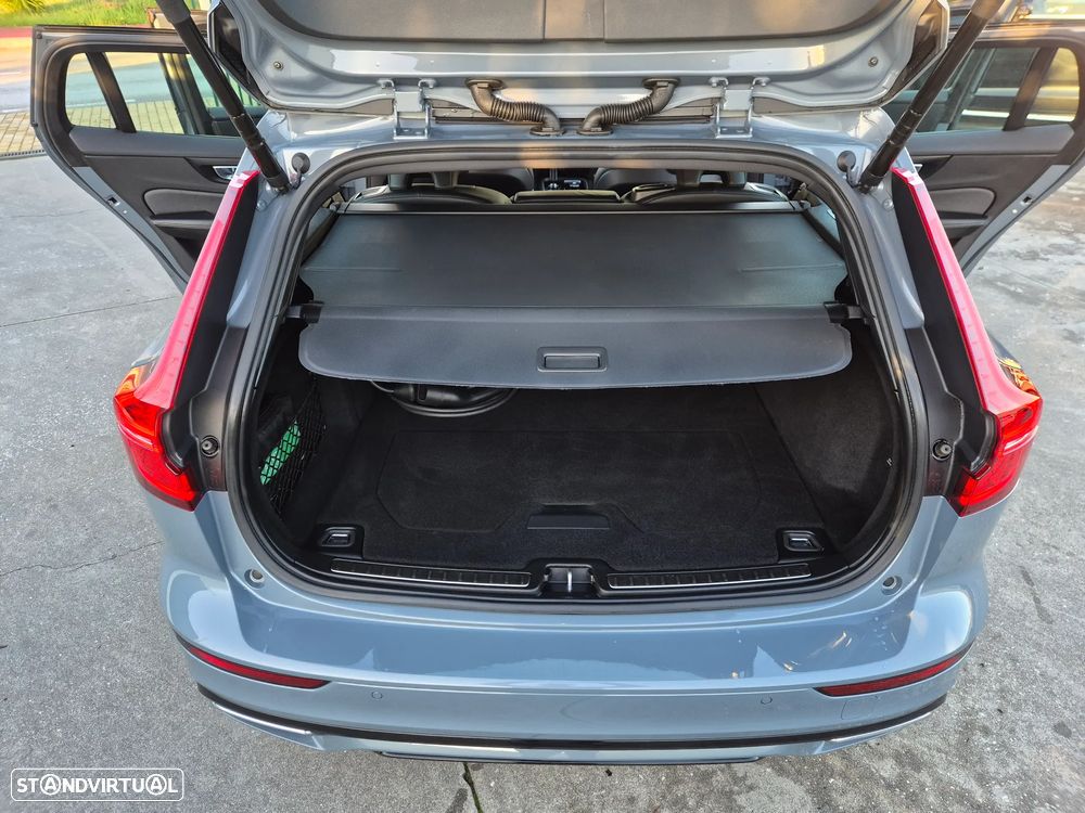 Volvo V60 2.0 T6 AWD TE R-Design - 42