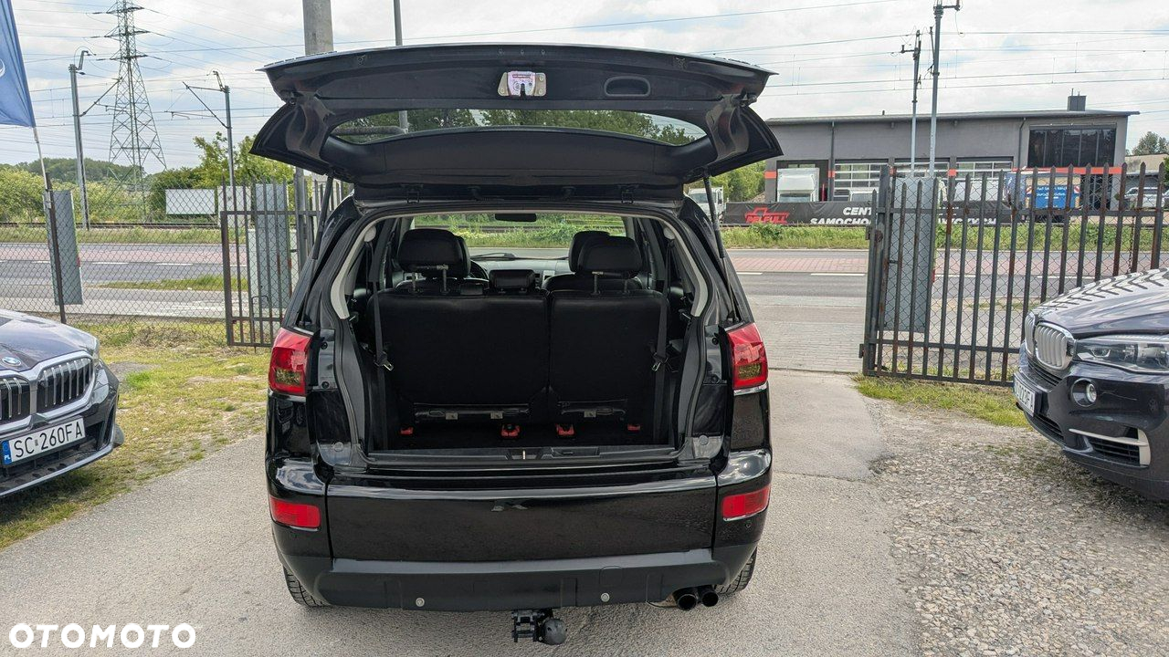 Peugeot 4007 - 32