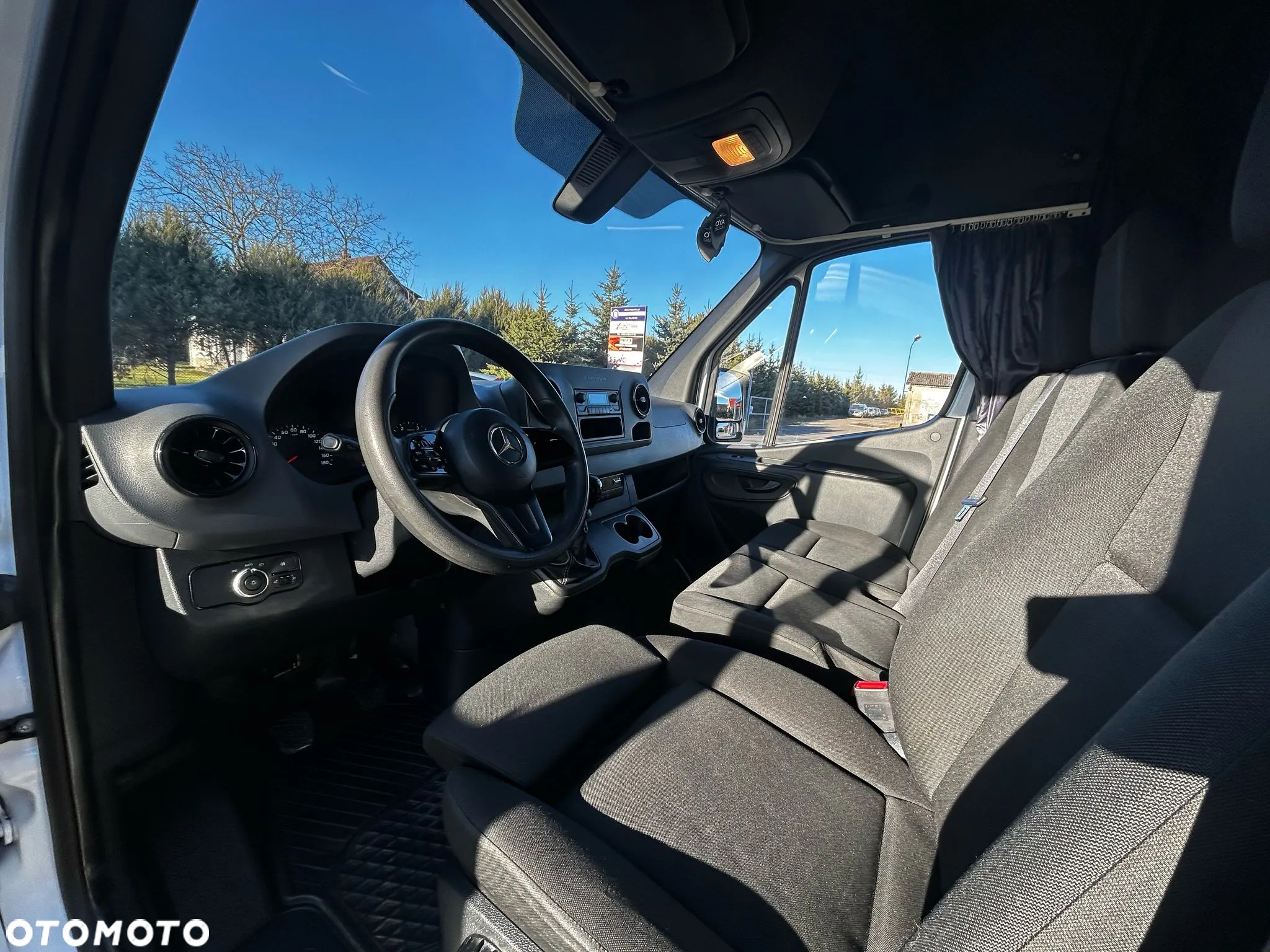 Mercedes-Benz SPRINTER - 13