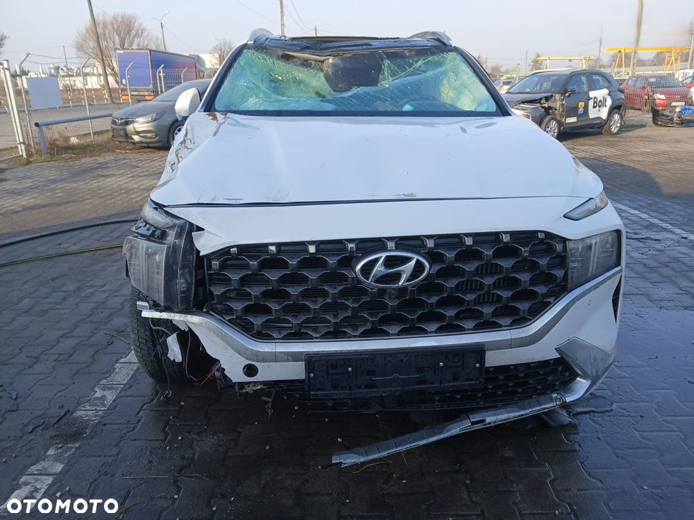 Hyundai Santa Fe 1.6 T-GDI HEV Platinum 4WD - 4