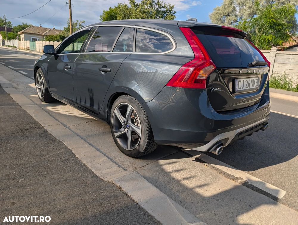 Volvo V60 D5 AWD Geartronic RDesign - 6
