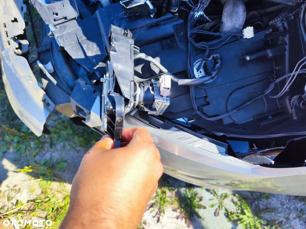 Volkswagen Golf Variant 1.4 TSI BMT Comfortline - 23