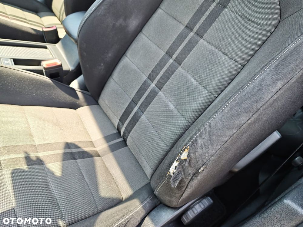 Volkswagen Golf 1.6 TDI BMT Highline - 24