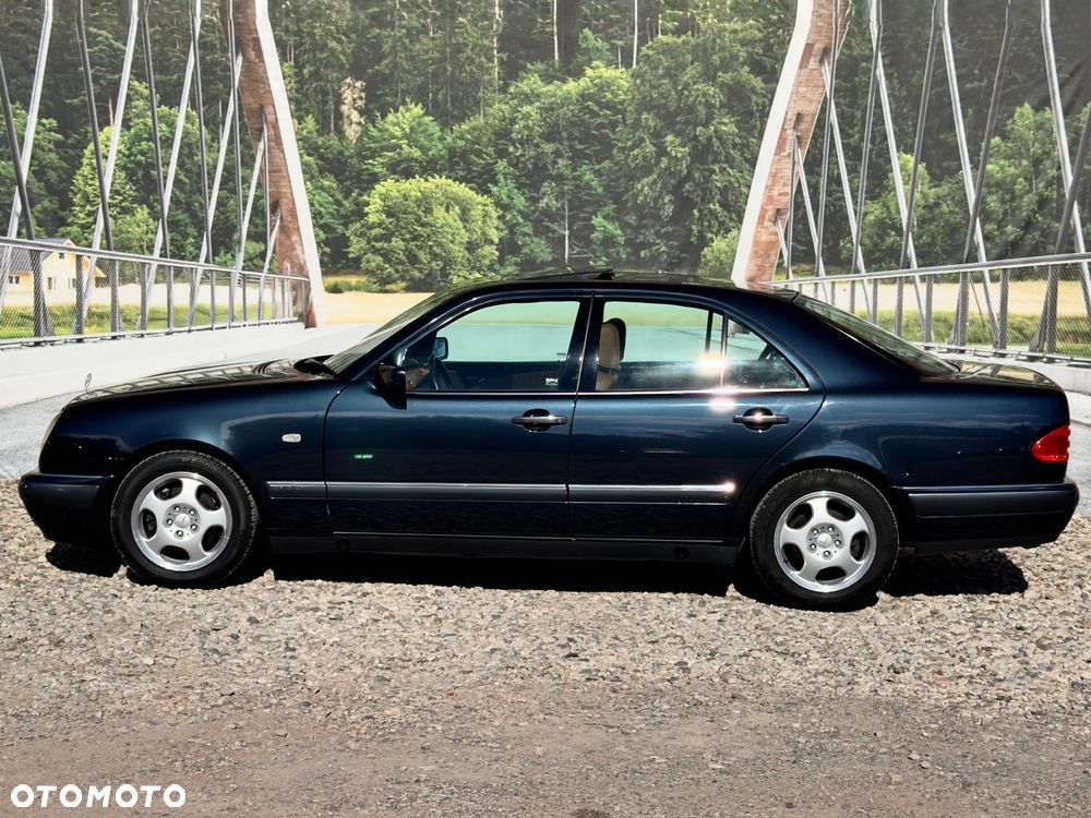 Mercedes-Benz Klasa E 320 Avantgarde - 9