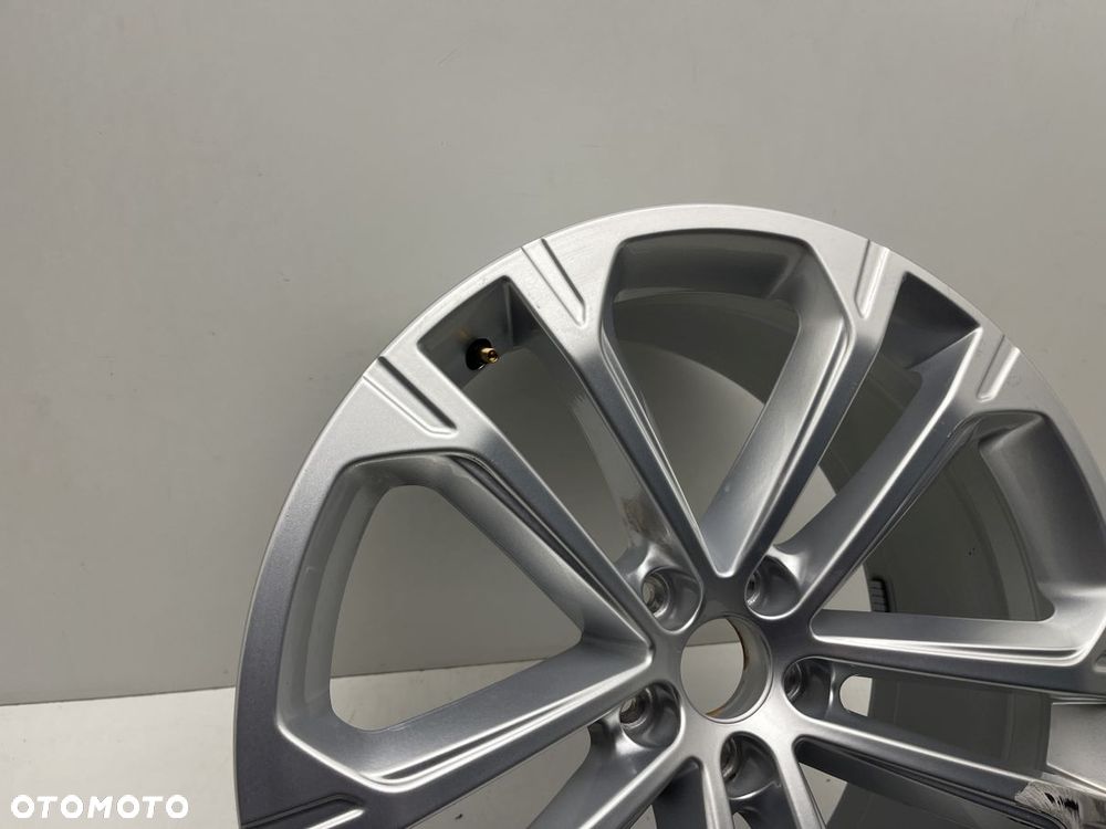FELGA AUDI Q7 SQ7 4M0 9J 20 ET28 4M0601025DA - 4