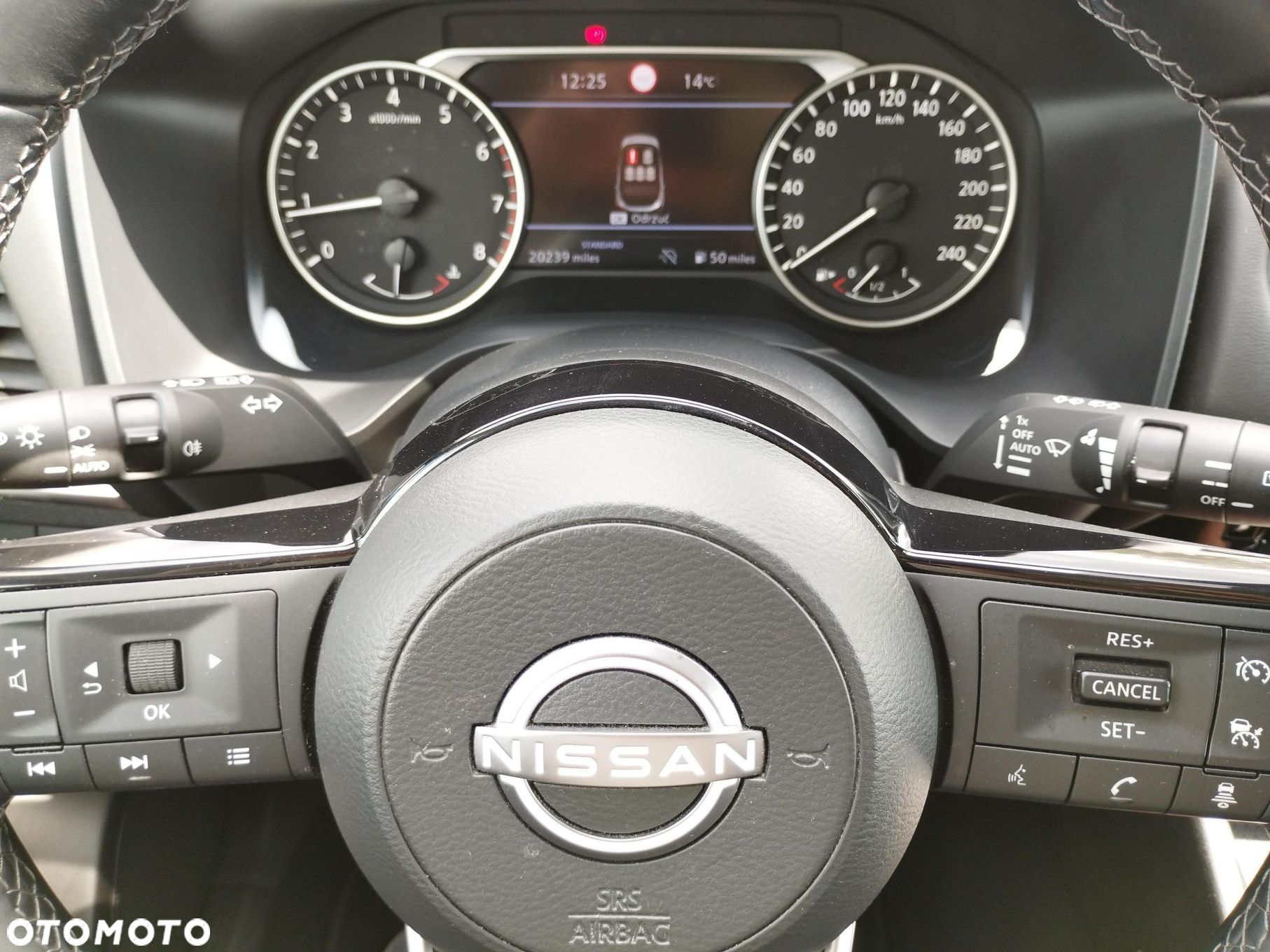 Nissan Qashqai - 22