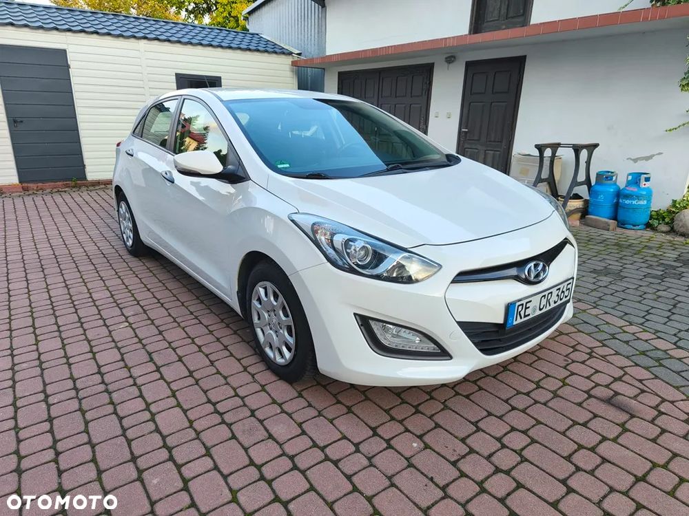 Hyundai i30 1.4 Trend - 6