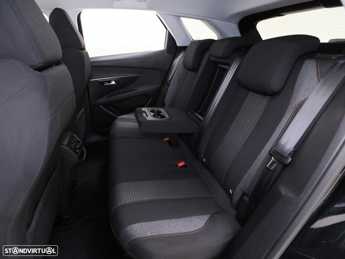 Peugeot 3008 1.5 BlueHDi Active - 11