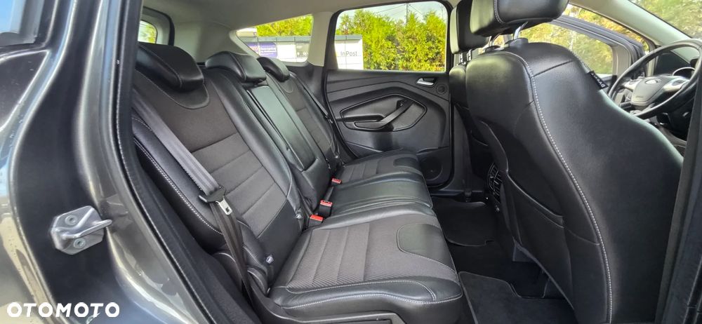 Ford Kuga 1.5 EcoBoost 2x4 Titanium - 37