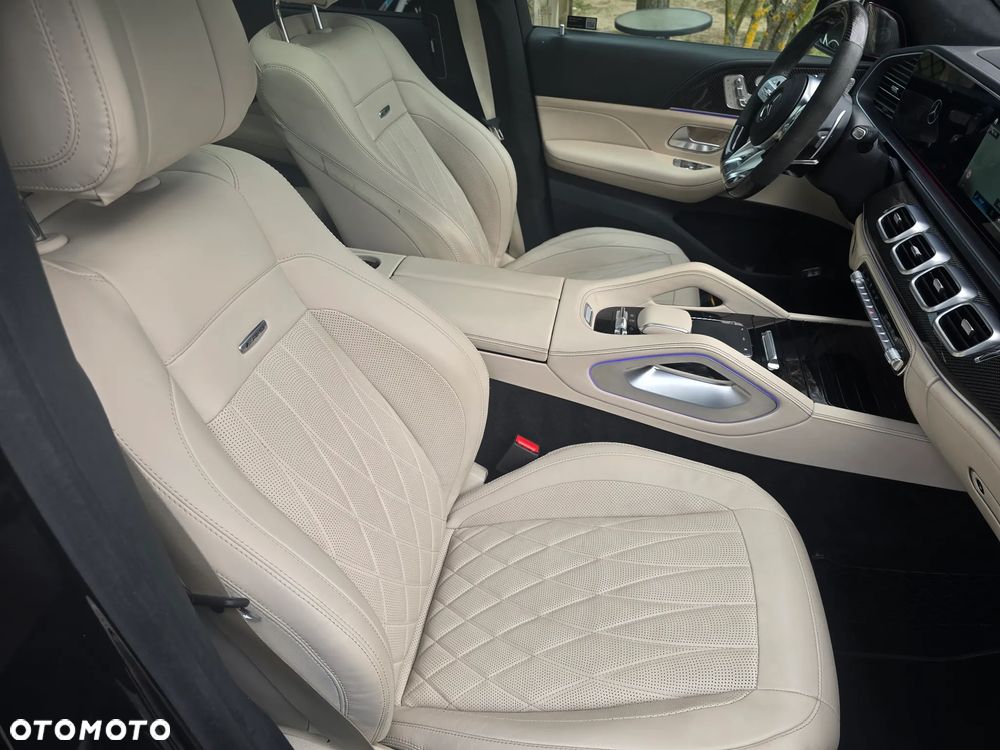 Mercedes-Benz GLS - 31