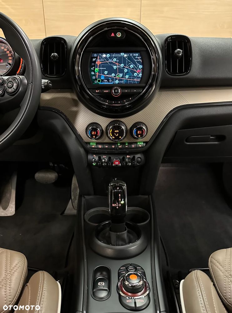 MINI Countryman Cooper All4 Yours Trim - 16