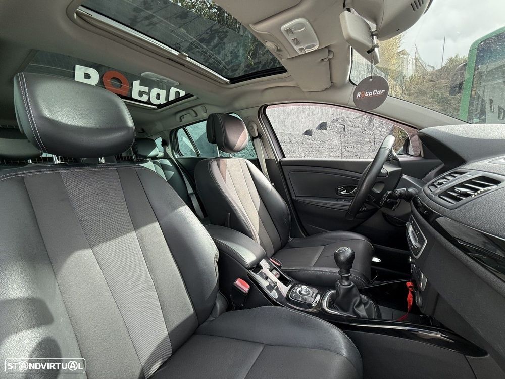 Renault Mégane Sport Tourer 1.5 dCi Bose Edition SS - 6